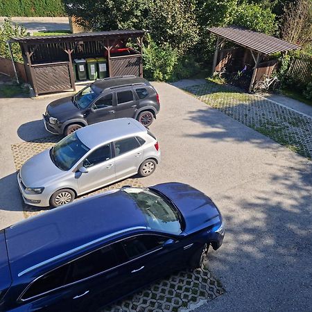Apartamento Erholung Pur Nahe Krankenhaus & Uni Mit Parkplatz! Graz Exterior foto