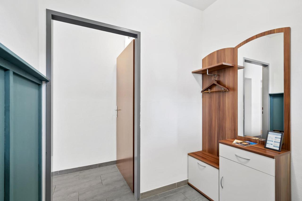 Apartamento Erholung Pur Nahe Krankenhaus & Uni Mit Parkplatz! Graz Exterior foto